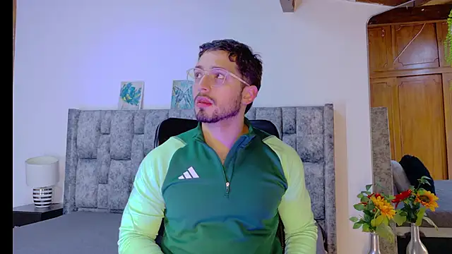 Snapshot of NICK_MOSS_ chatting on 02-13-26, 10:55 NICK MOSS online show from 02-13-26, 10:55