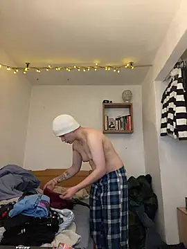 SimonMasseel online show from 02-14-26, 03:31