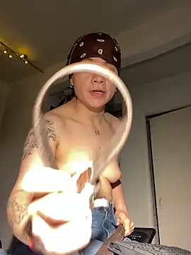 SimonMasseel online show from 02-17-26, 05:52