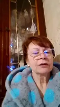 Snapshot of SophieBurns chatting on 02-11-26, 02:22 SophieBurns online show from 02-11-26, 02:22