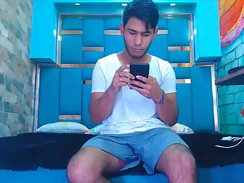 warmNoah online show from 02-26-26, 07:35