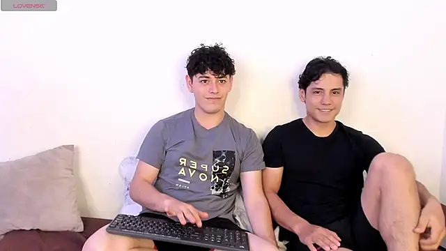 Snapshot of hans_andres17 chatting on 02-19-26, 01:01 hans andres17 online show from 02-19-26, 01:01