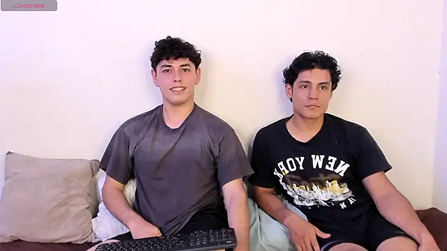 Snapshot of hans_andres17 chatting on 02-20-26, 12:40 hans andres17 online show from 02-20-26, 12:40