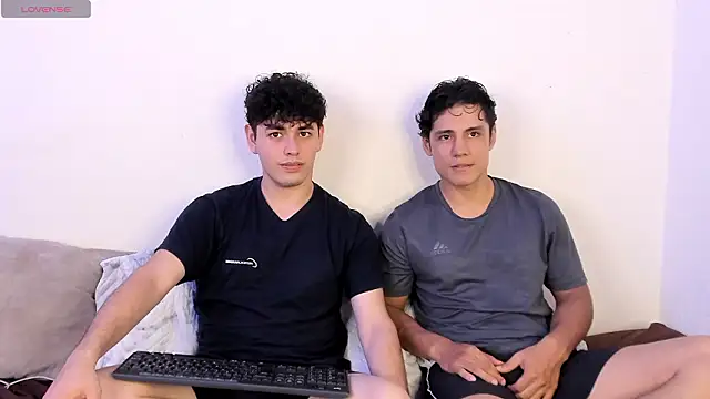 Snapshot of hans_andres17 chatting on 02-24-26, 12:52 hans andres17 online show from 02-24-26, 12:52