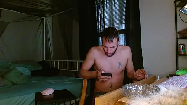 Snapshot of cguffey2284 chatting on 02-16-26, 02:13 cguffey2284 online show from 02-16-26, 02:13