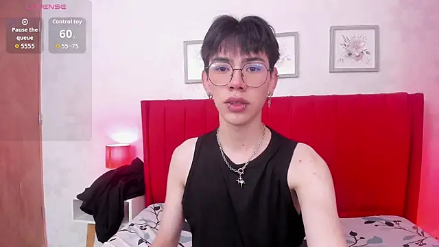 Demian Hush online show from 03-04-26, 03:01