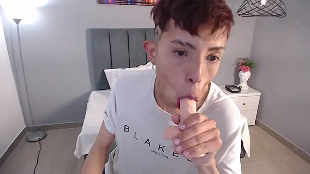 Snapshot of _camilo_ortiz chatting on 02-25-26, 05:11 camilo ortiz online show from 02-25-26, 05:11