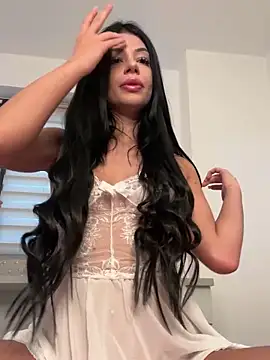 Snapshot of VivienDiamond chatting on 02-09-26, 06:06 VivienDiamond online show from 02-09-26, 06:06