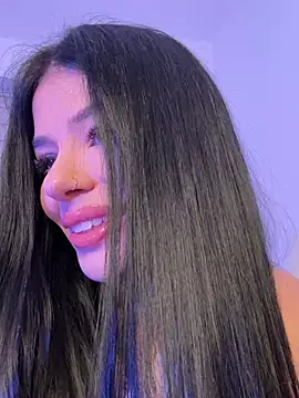 Snapshot of VivienDiamond chatting on 02-24-26, 12:08 VivienDiamond online show from 02-24-26, 12:08