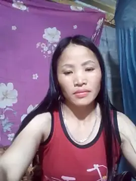 Snapshot of nhynhy11 chatting on 02-19-26, 06:53 nhynhy11 online show from 02-19-26, 06:53