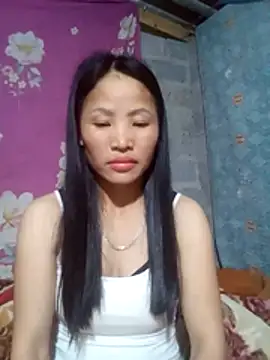 Snapshot of nhynhy11 chatting on 02-21-26, 11:28 nhynhy11 online show from 02-21-26, 11:28