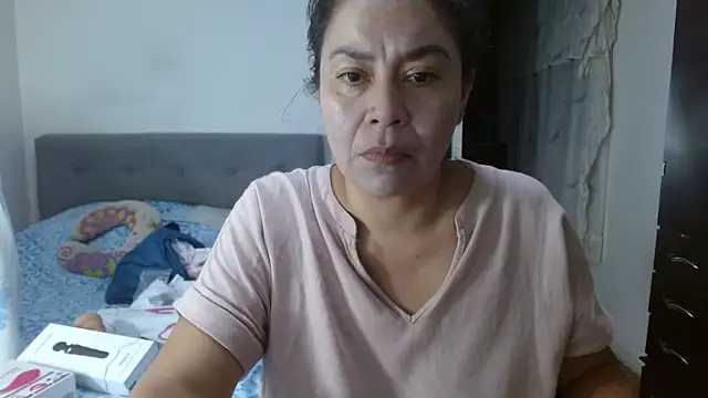 Karo sexy online show from 04-12-26, 03:33