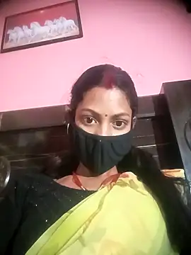 Snapshot of BIG_QWEEN_NO1 chatting on 02-14-26, 06:10 BIG QWEEN NO1 online show from 02-14-26, 06:10