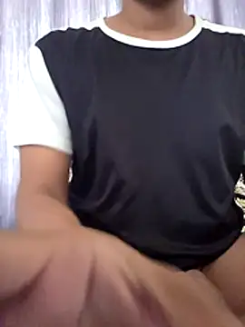 Snapshot of boyrir chatting on 02-06-26, 07:23 boyrir online show from 02-06-26, 07:23