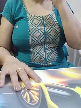 SexybeboX online show from 04-01-26, 05:52