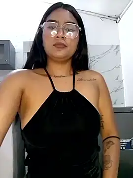 Snapshot of Zoe_Renata chatting on 02-07-26, 11:41 Zoe Renata online show from 02-07-26, 11:41