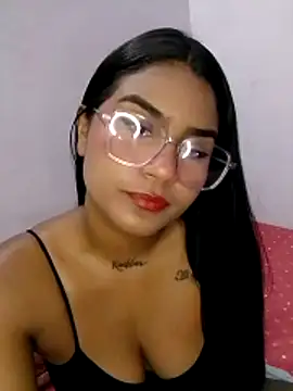 Snapshot of Zoe_Renata chatting on 02-11-26, 12:32 Zoe Renata online show from 02-11-26, 12:32