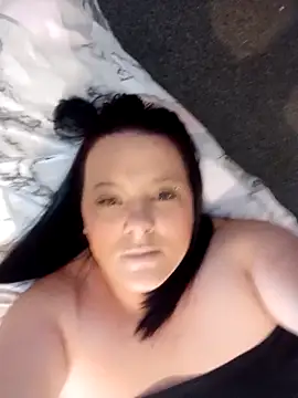 Snapshot of louisa36 chatting on 02-26-26, 09:52 louisa36 online show from 02-26-26, 09:52