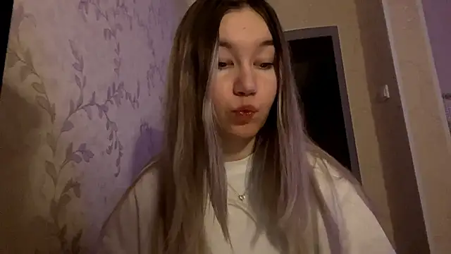 Snapshot of UrrKitty chatting on 02-17-26, 06:25 UrrKitty online show from 02-17-26, 06:25