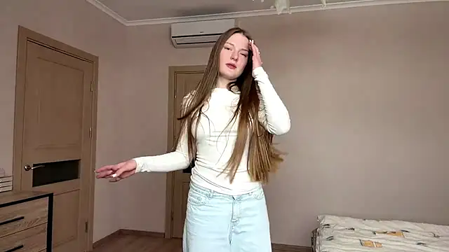 Snapshot of Milayouknow chatting on 02-19-26, 07:26 Milayouknow online show from 02-19-26, 07:26