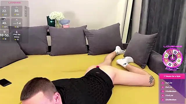 mikki superstar online show from 02-09-26, 09:41