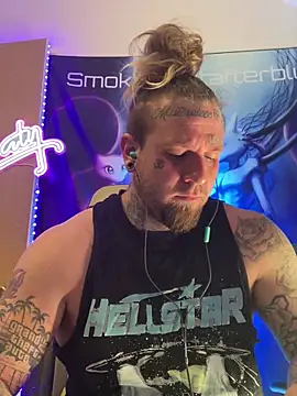 Smokebluntafterblunt online show from 02-14-26, 01:19