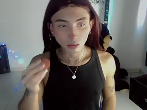 Snapshot of nebullax_mcqueen chatting on 02-27-26, 01:55 nebullax mcqueen online show from 02-27-26, 01:55