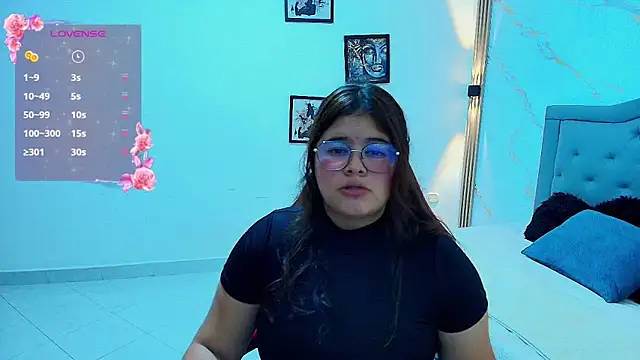 Snapshot of Nina_rouge77 chatting on 02-13-26, 07:32 Nina rouge77 online show from 02-13-26, 07:32