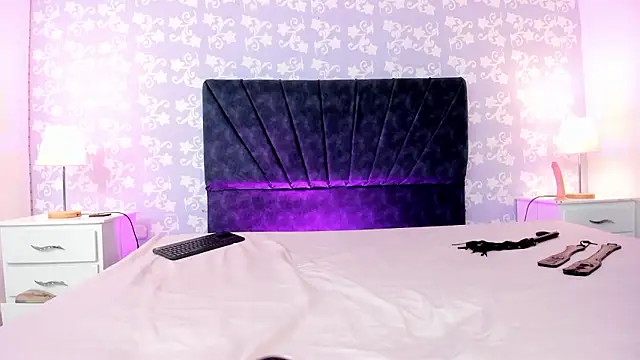 Snapshot of _MilaRose_ chatting on 02-10-26, 07:29 MilaRose online show from 02-10-26, 07:29