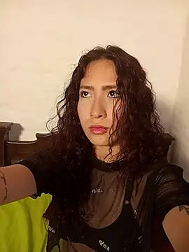 Snapshot of ViolettNyx chatting on 02-26-26, 03:55 ViolettNyx online show from 02-26-26, 03:55