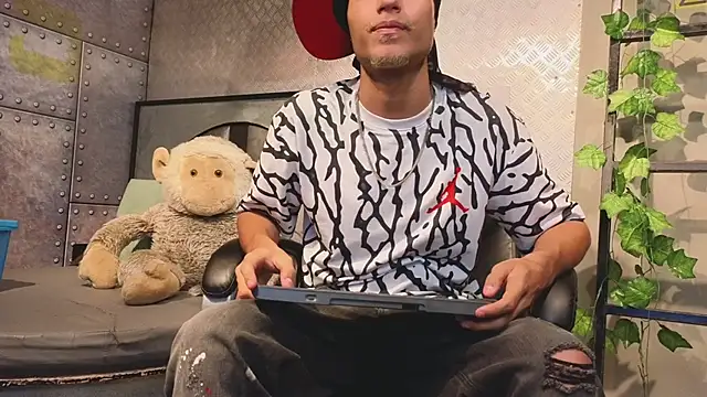 ItsZairen online show from 03-21-26, 03:33