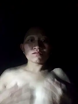 Snapshot of Linka998 chatting on 02-20-26, 06:30 Linka998 online show from 02-20-26, 06:30