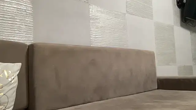 Snapshot of Darsy_Rox chatting on 02-13-26, 09:11 Darsy Rox online show from 02-13-26, 09:11