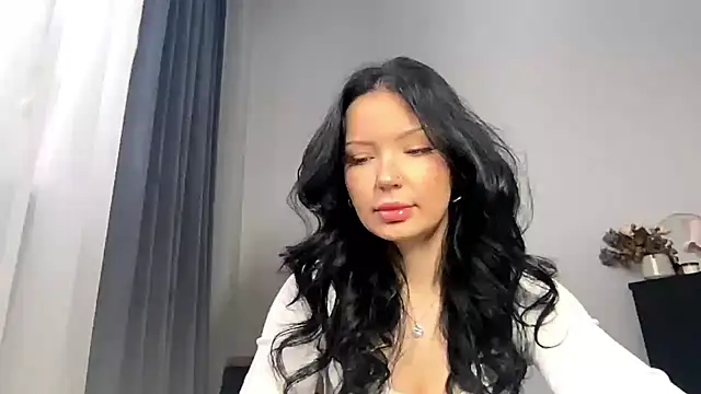 JoanGold online show from 02-11-26, 07:13