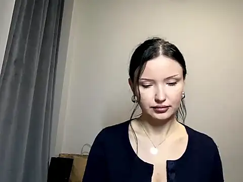 JoanGold online show from 04-12-26, 06:13