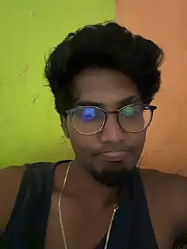 Snapshot of chennai_sexyboy chatting on 02-24-26, 05:27 chennai sexyboy online show from 02-24-26, 05:27