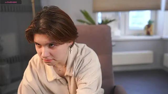 Snapshot of BelleHayton chatting on 02-13-26, 04:30 BelleHayton online show from 02-13-26, 04:30