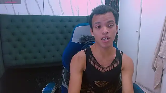 Snapshot of WilThePasive chatting on 02-16-26, 01:18 WilThePasive online show from 02-16-26, 01:18