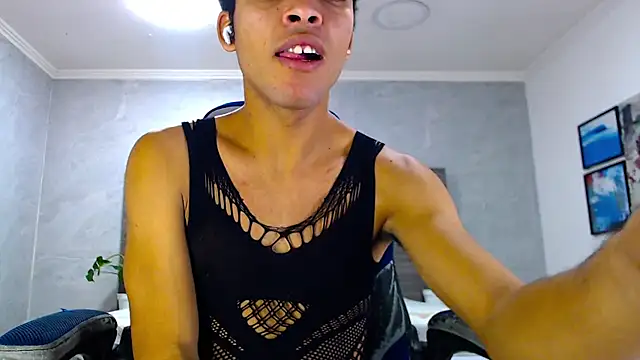 Snapshot of WilThePasive chatting on 02-18-26, 01:40 WilThePasive online show from 02-18-26, 01:40