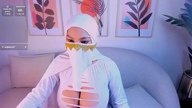 Snapshot of salmma_habibi chatting on 02-21-26, 04:08 salmma habibi online show from 02-21-26, 04:08