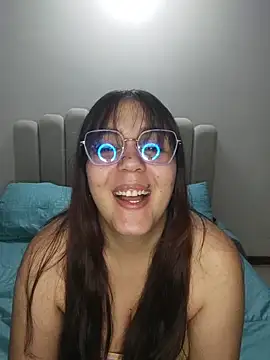 its lauu  online show from 03-03-26, 03:45