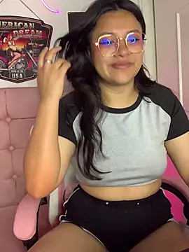 Snapshot of LilithRose_ chatting on 02-11-26, 02:22 LilithRose online show from 02-11-26, 02:22