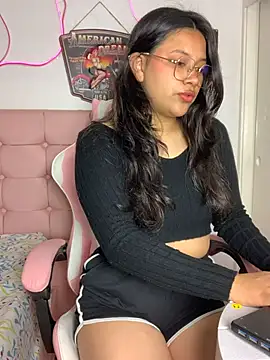 Snapshot of LilithRose_ chatting on 02-24-26, 01:42 LilithRose online show from 02-24-26, 01:42