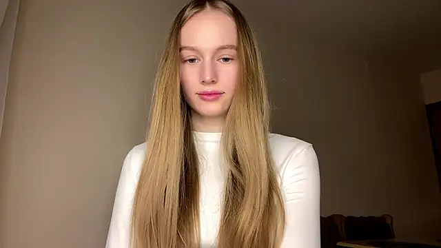 Snapshot of Viktoria_Vibes chatting on 02-15-26, 03:31 Viktoria Vibes online show from 02-15-26, 03:31