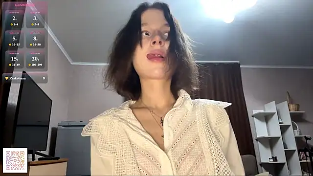 Snapshot of softyuno chatting on 03-01-26, 08:33 softyuno online show from 03-01-26, 08:33