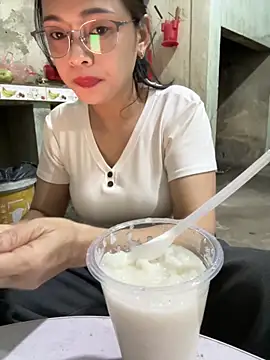 Snapshot of AYW-217 chatting on 03-01-26, 04:36 AYW-217 online show from 03-01-26, 04:36