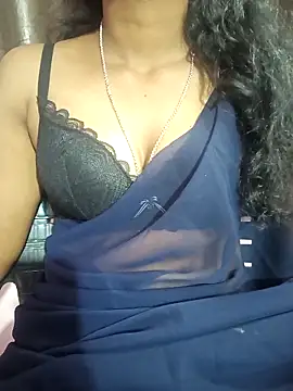 Snapshot of manu_sexy_ chatting on 02-27-26, 07:08 manu sexy online show from 02-27-26, 07:08