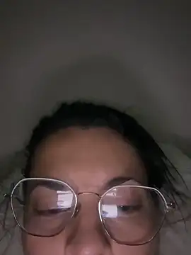 justinahallo online show from 02-09-26, 09:35