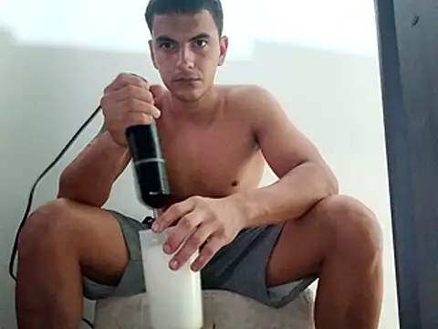 Snapshot of Ironid chatting on 02-13-26, 05:53 Ironid online show from 02-13-26, 05:53