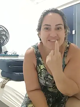 Julia2027 online show from 02-24-26, 10:08